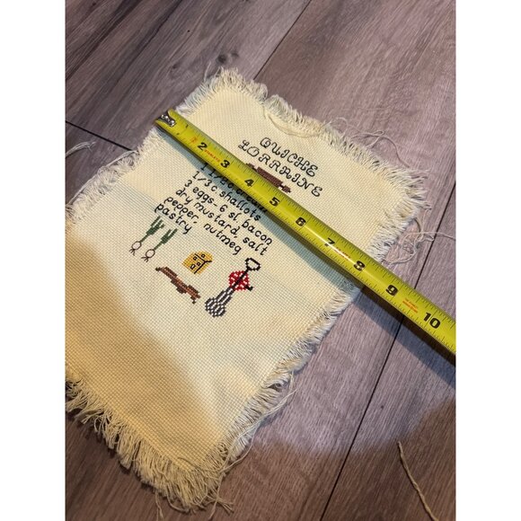 Set Of 2 Vintage Cross-Stitched Recipe Panels - Quiche Lorraine & Hot Spiced Tea - Picture 8 of 10
